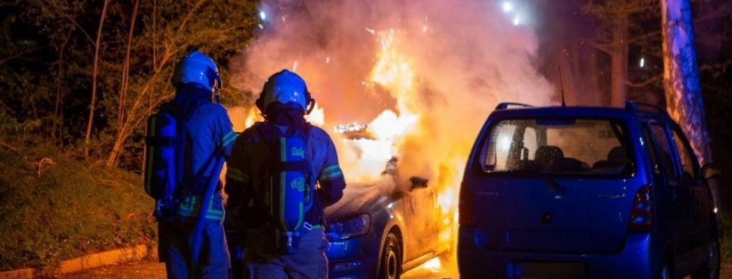 Beveiligingscamera filmt serie autobranden in Mijdrecht