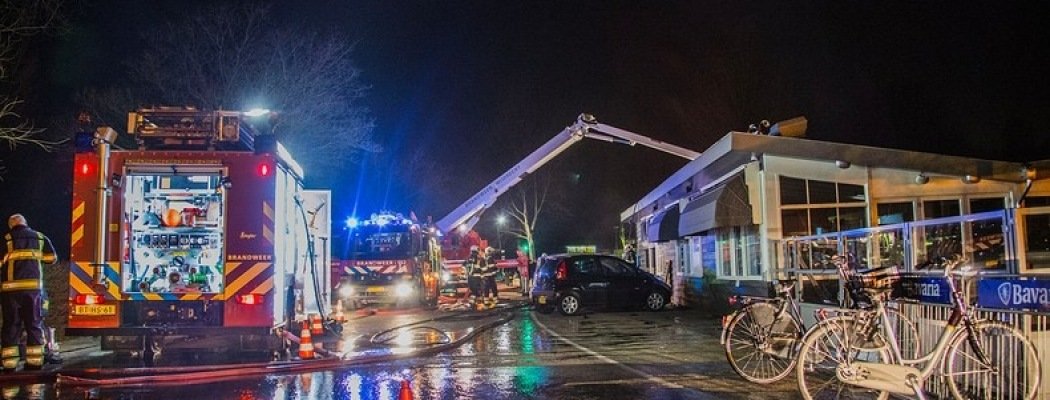 Restaurant in Loenen ontruimd na plafondbrand
