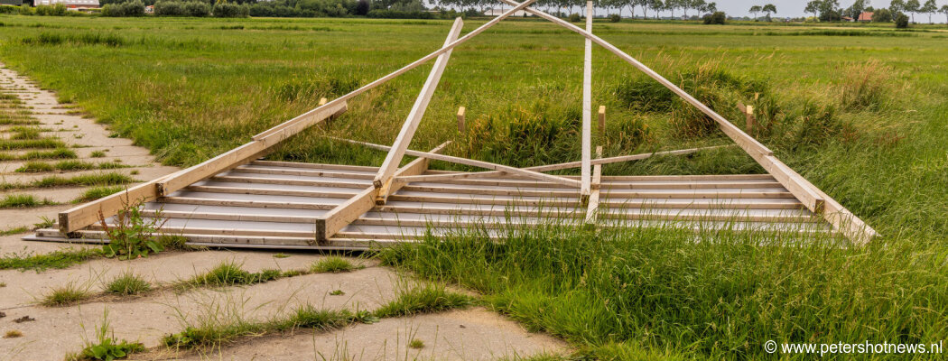Bouwbord 'De Bocht' omgezaagd: gemeente doet aangifte