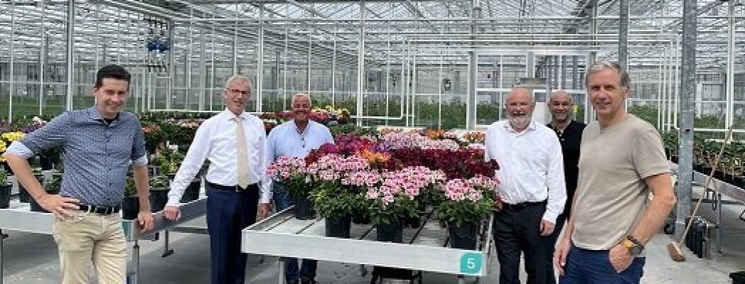 College Uithoorn trots op moderne plantenveredelaar Hilverda Florist