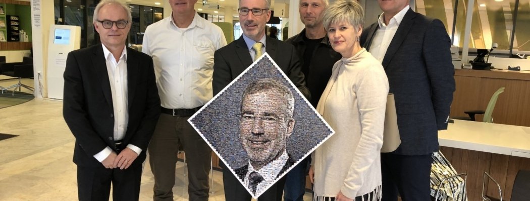 Burgemeester officieel inwoner van gemeente Uithoorn
