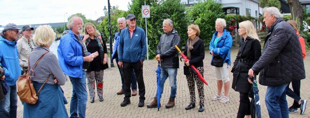 Zaterdag weer dorpswandeling en publieksveiling bij Historische Tuin