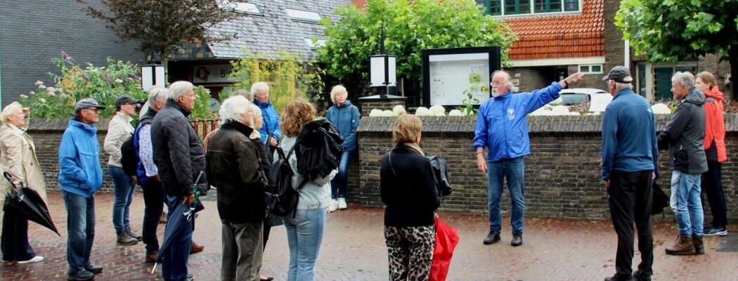 Zaterdag 31 mei dorpswandeling met gids Jan van Veen