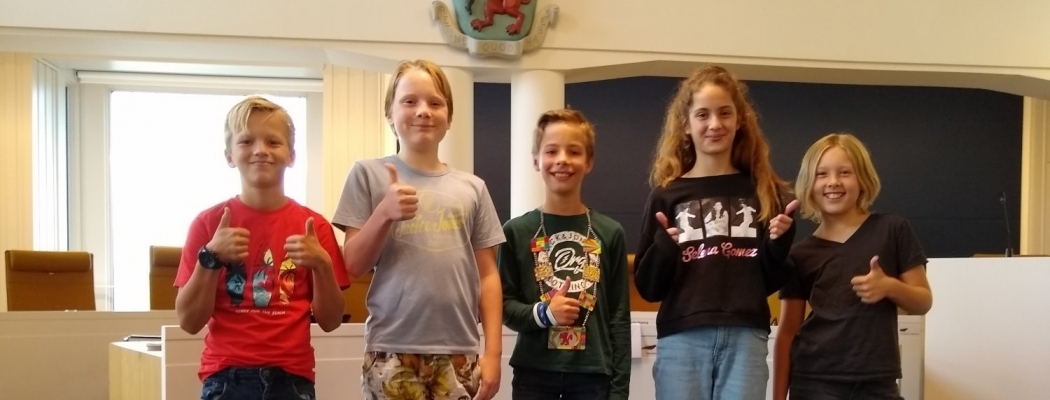 Kinderraad Aalsmeer schrijft Mark Rutte een brief over corona