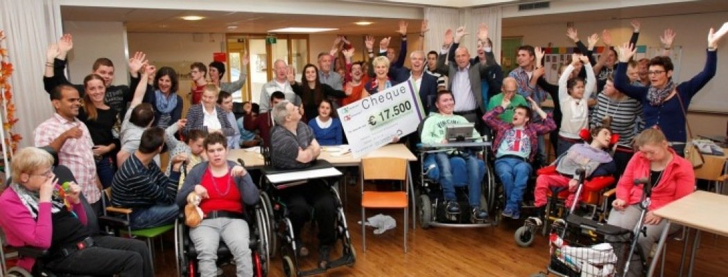 Dagcentrum Amstel-Meer heeft donatie van 17.500 euro ontvangen
