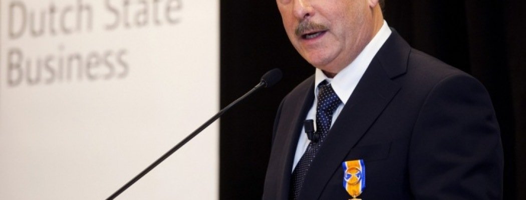 Inwoner Uithoorn, de heer Schrijver benoemd tot Officier in de Orde van Oranje-Nassau