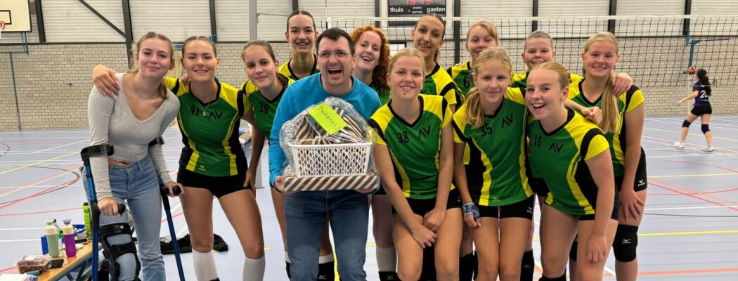 Atalante MA1: dikke winst, groot team en afscheid trainer