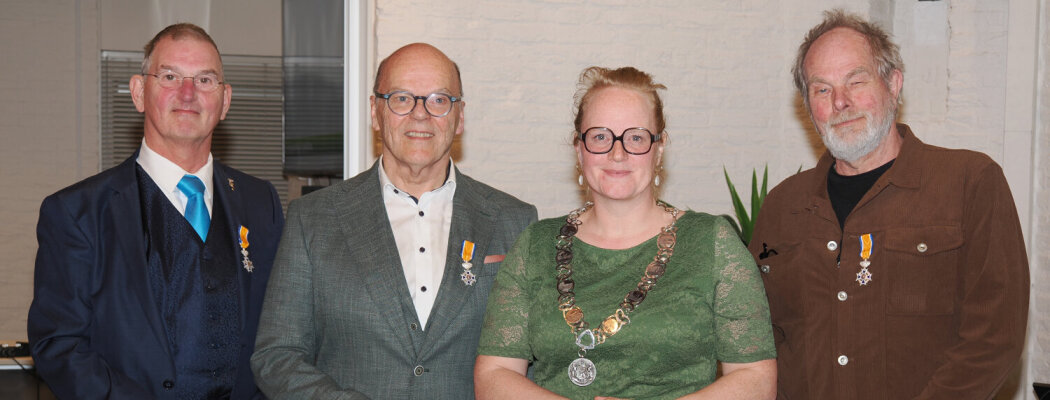 Onderscheiding voor 3 raadsleden bij afscheid gemeenteraad