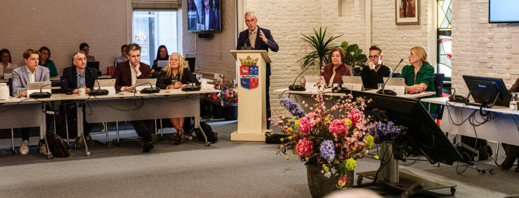 Informateur adviseert ‘kerncoalitie’ van VVD, D66 en CDA