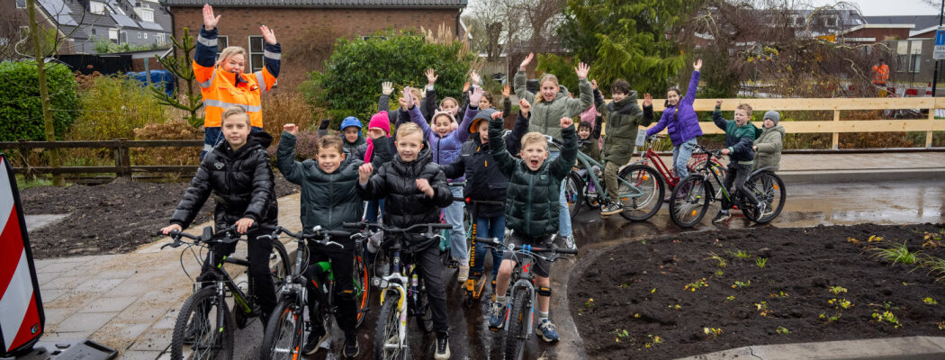 Feestelijke opening vernieuwd kruispunt Bonkestekersweg – Mijdrechtse Dwarsweg - Voorbancken