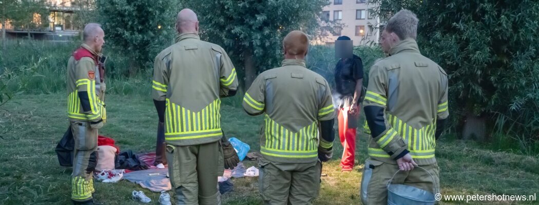 Brandweer in actie voor barbecuende mensen Mijdrecht