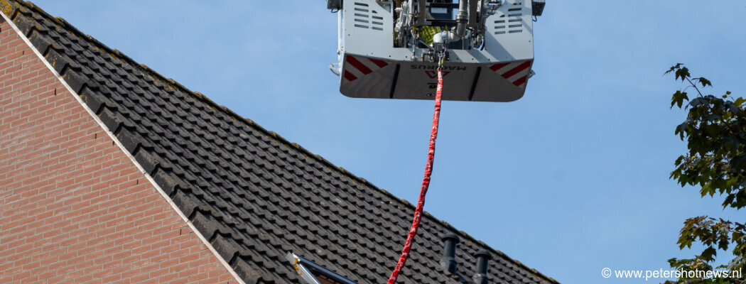 Gewonde bewoner door brandweer uit huis gehaald in Mijdrecht