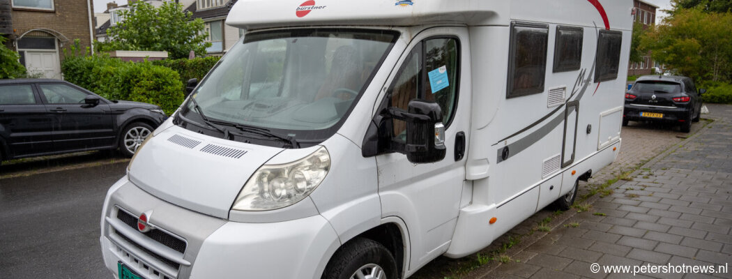 Overlast van geparkeerde campers in Vinkeveen