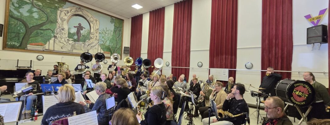 Bomvolle Play-in bij Muziekvereniging VIOS