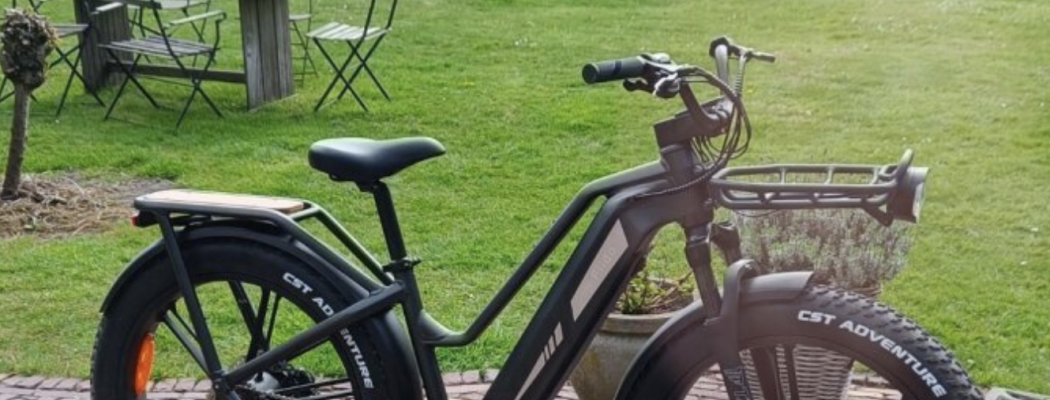 Fiets gestolen voor café De Punt in Baambrugge:  getuigen gezocht