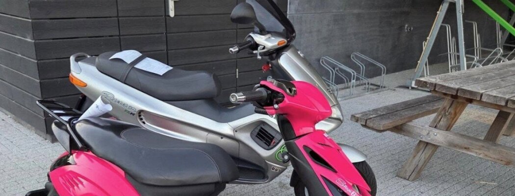 Wheelies zonder rijbewijs: twee motorscooters in beslag genomen in Uithoorn