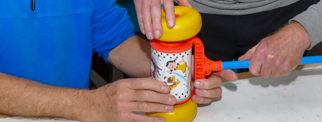 Kapot speelgoed? Geef het een tweede leven tijdens het Speelgoed Repair Café