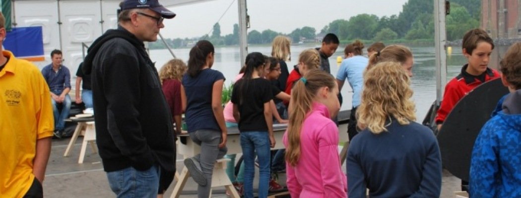 Ruim 200 kinderen deden mee aan Bouw een Bootje in Aalsmeer