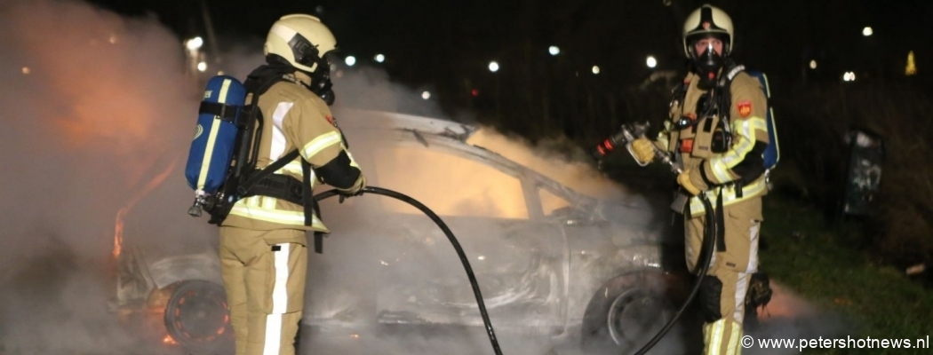 Ford Fiesta brandt uit in Mijdrecht