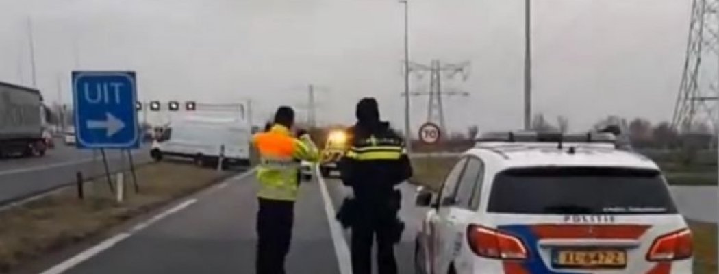 Wegwerker A2 belaagd door automobilisten die rood kruis negeren