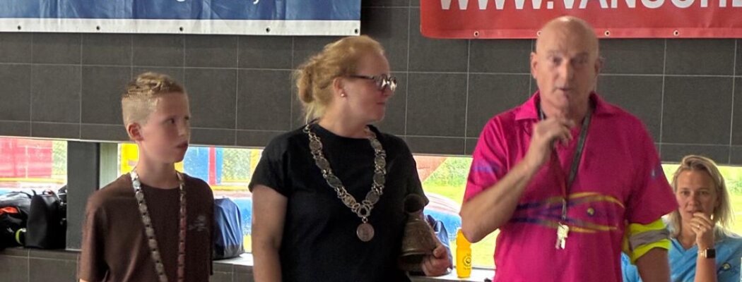 Burgemeesters openen 12e Zwem4daagse