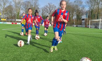 Kennismakingsdag meidenvoetbal bij CSW