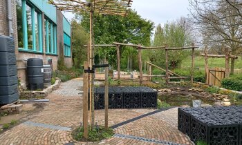 Tuincoaches starten tuinseizoen en delen gratis sneeuwklokjes uit