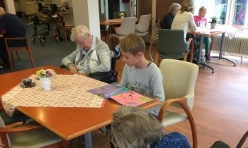 Leerlingen van Sterrenschool Driehuis lezen voor