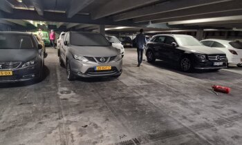 Voor duizenden euro's aan vernielingen in parkeergarage Aalsmeer, getuigen gezocht