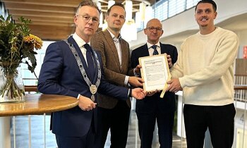 Petitie overhandigd: "Snel herontwerpen rotondes"