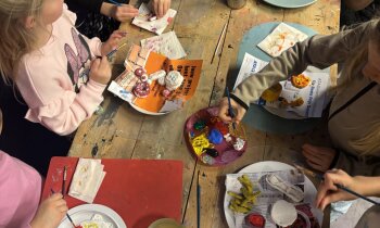 Kinderen ontdekken creativiteit bij de KudelKnutselKlup