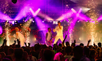AJOC Festival pakt uit met nieuwe tent, reuzenrad en uitgebreid programma