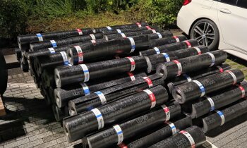 Nachtelijke poging tot diefstal van dakbedekking eindigt in aanhouding