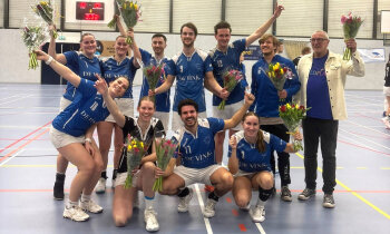 De Vinken 2 bekroont zaalseizoen met kampioenschap en promotie