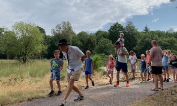 Natuurdetective tijdens Burendag op bezoek bij NME in Wilnis