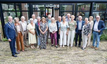 Gouden bruidsparen vieren 50 jaar liefde in het Spoorhuis