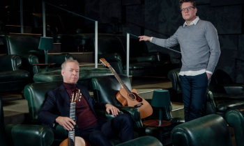 Avontuurlijk duo Guitar Bizarre zaterdag in De Oude Veiling