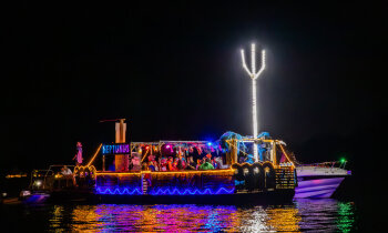 Neptunusfeest trekt tientallen boten