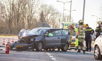 Brandweer naar botsing op de N201 bij Vreeland