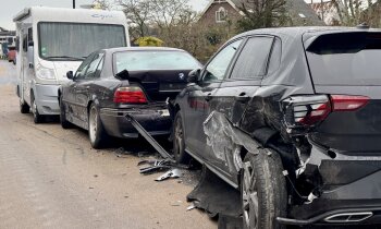 Automobilist meldt zich na aanrichten ravage Demmerik Vinkeveen