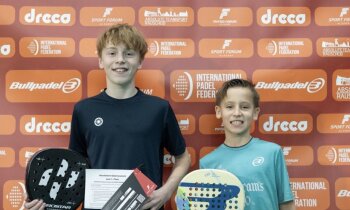 Micah (10) en Evi Panhuizen (12) winnen internationaal jeugdpadeltoernooi in Aken, maar zoeken steun voor vervolg