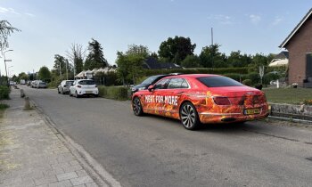 Foutparkeren kost bezoekers &eacute;n bekende Nederlander geld in Vinkeveen