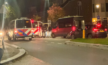 ME grijpt in bij protest AZC Uithoorn, meerdere aanhoudingen