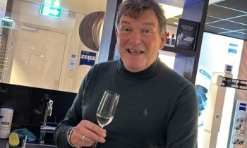 Bekend gezicht van Ed Kriek Optiek neemt afscheid
