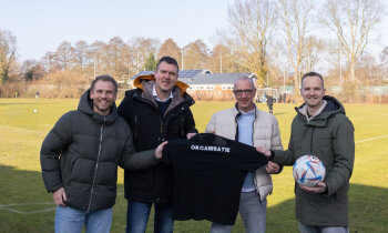 De bal blijft rollen: nieuw team gaat schoolvoetbal organiseren