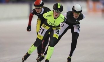 Vijf schaatstoppers van IJsclub Nooit Gedacht actief in landelijke marathoncompetitie