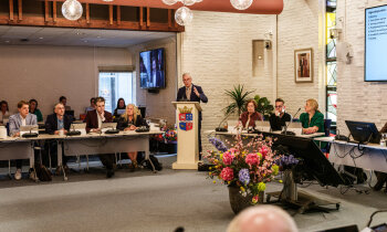 Informateur adviseert &lsquo;kerncoalitie&rsquo; van VVD, D66 en CDA