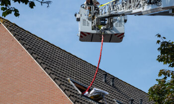 Gewonde bewoner door brandweer uit huis gehaald in Mijdrecht