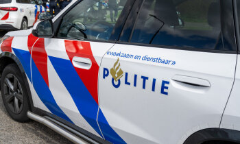 Vinkevener aangehouden in onderzoek naar bedreiging en opruiing rond protesten in Apeldoorn