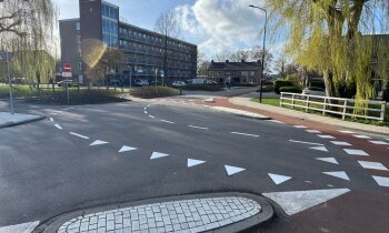Voorrangsregels Mijdrechtse fietsrotonde onder Kerkvaartbrug weer aangepast